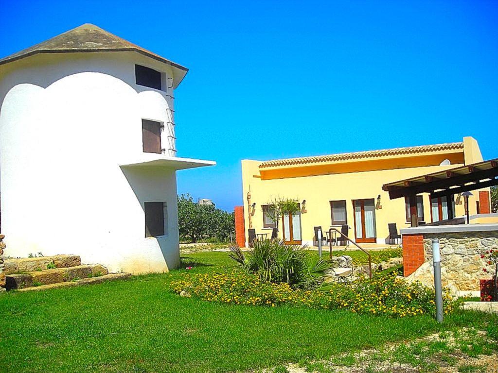 Azienda Agrituristica Tenuta Pizzolungo Erice Extérieur photo