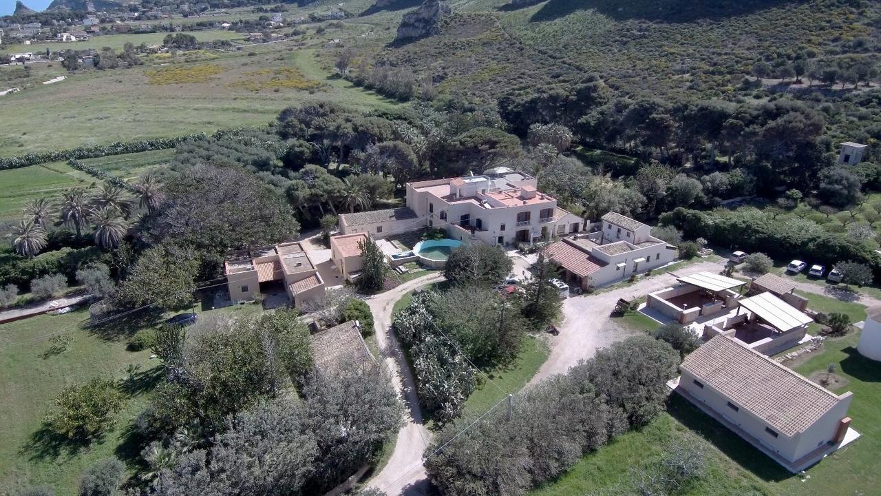 Azienda Agrituristica Tenuta Pizzolungo Erice Extérieur photo